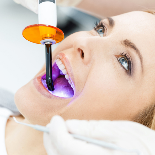 Fattan Polyclinic - Patient undergoing teeth whitening procedure
