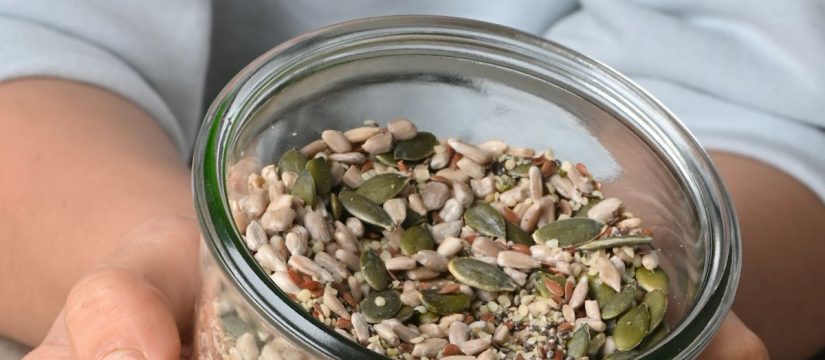 Omega Seed Mix 5 of 6