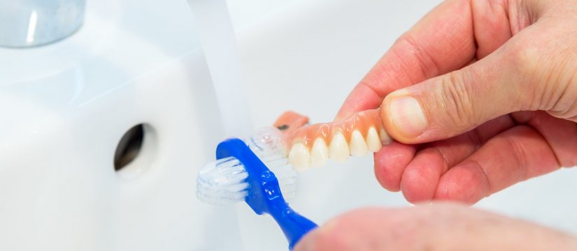 dos as well as don'ts of denture care